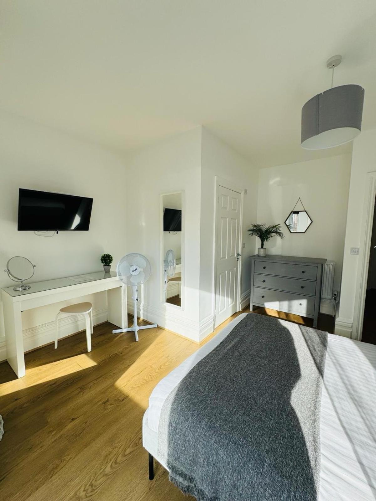 Pearl House - Delightful 3-4 Bedroom Coastal Getaway Сasa de vacaciones Gorleston-on-Sea